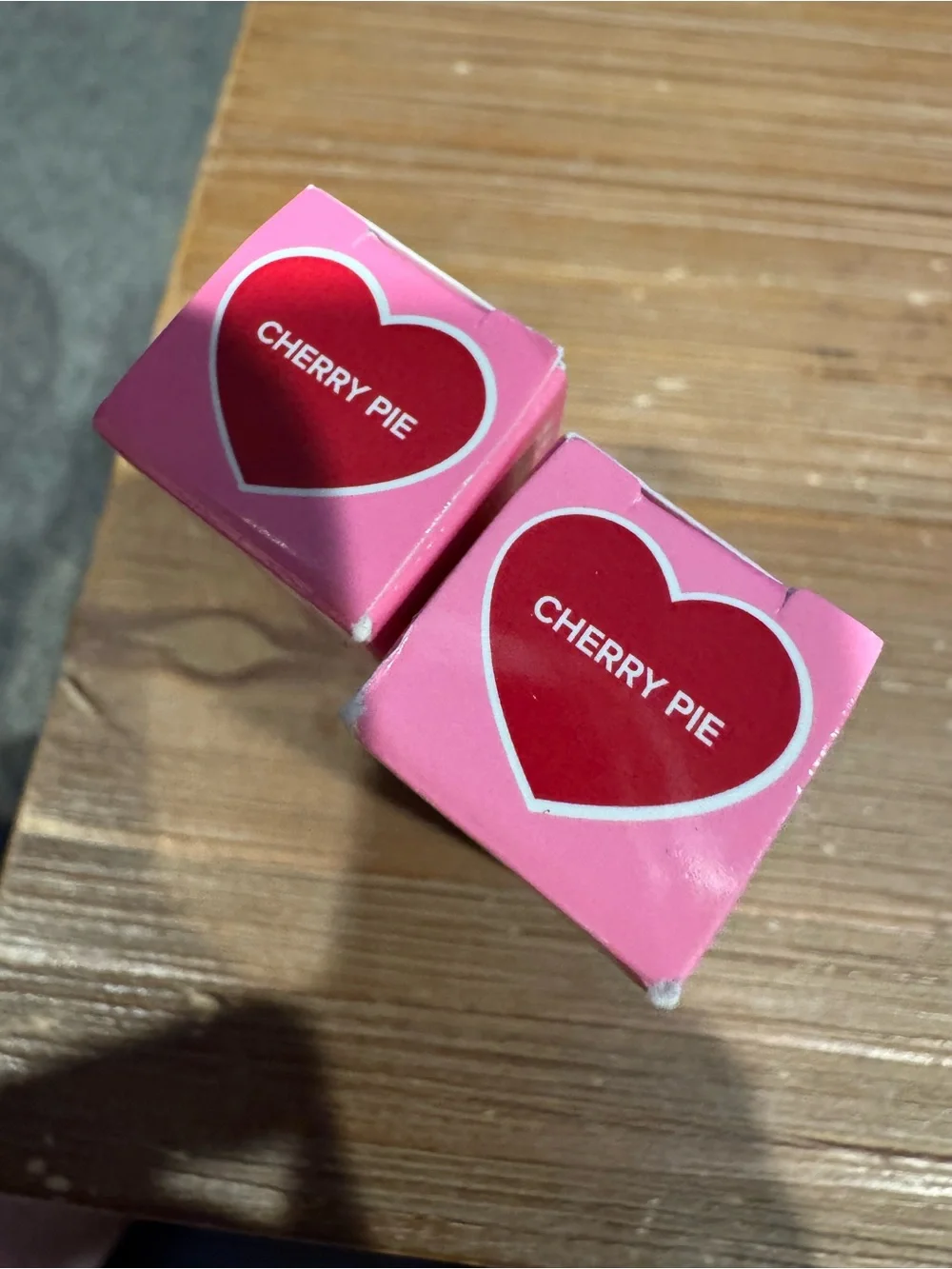 2pk Too Faced Kissing Juicy Tint. Lip Tint - Cherry Pie